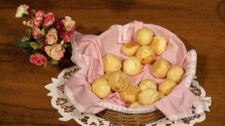 É hora do pão de queijo!